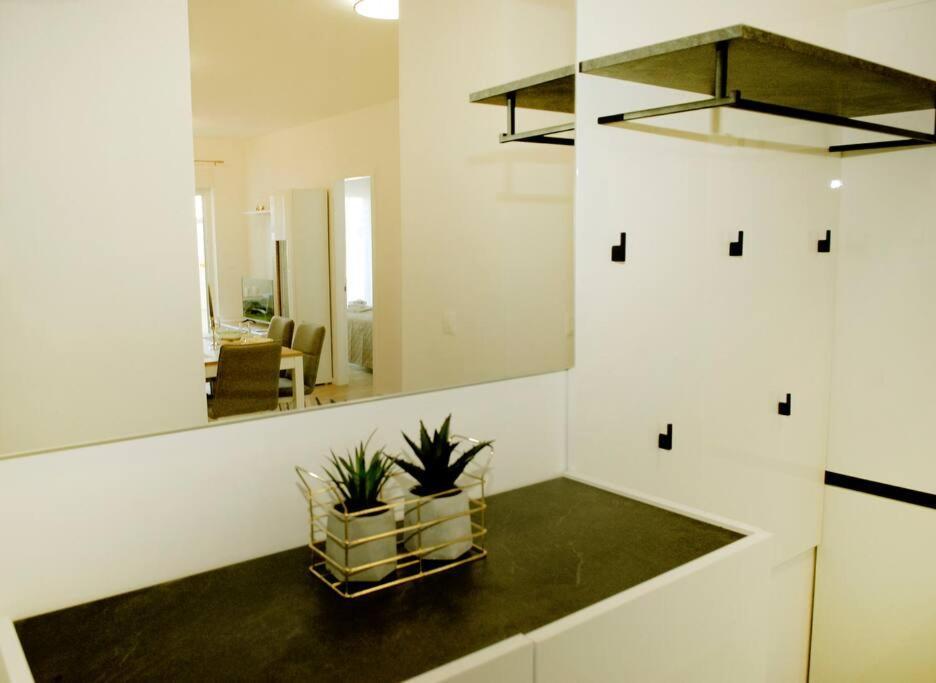 Camino Split - Apartment Near Mall Of Сплит Екстериор снимка